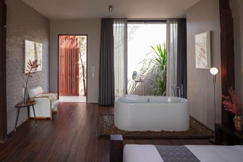 Superior Villa image 8