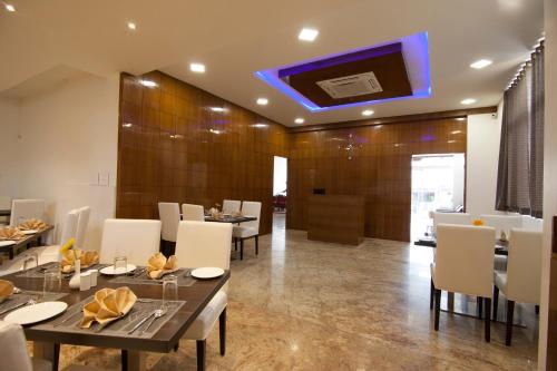 ห้องอาหาร, Crystal Inn in พัสวนาฮัลลี