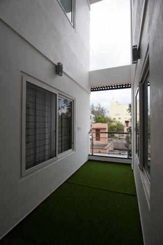 ทัศนียภาพภายนอกโรงแรม, Crystal Inn in พัสวนาฮัลลี