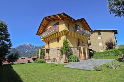 Hotelli välisilme, VILLA MONT CLAIRE - CASA DI CHARME VISTA GRIGNA in Cassina Valsassina
