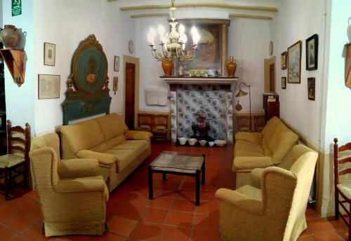 設施, Ca Les Senyoretes in 奧托斯