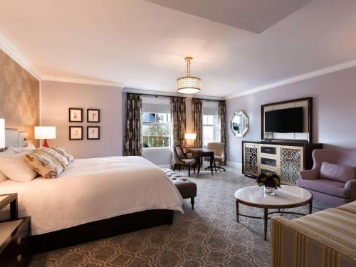 269577492 Claremont Resort & Club