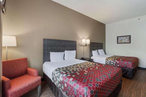 Econo Lodge Inn & Suites - Marianna