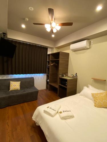 Kainoa Guesthouse - Tap to explore photos