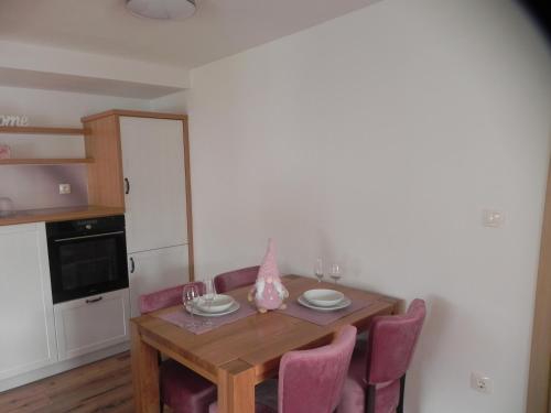 Apartments Vesna - image 11