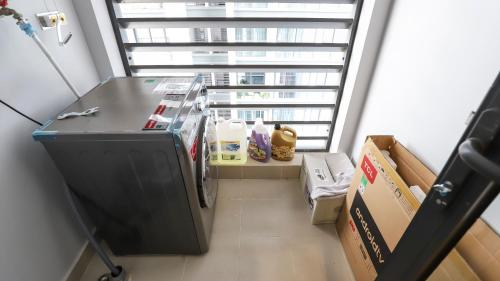 Vinhomes Metropolish Apartment Center Hanoi - image 2