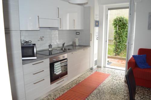  Agrifoglio House, Pension in Dervio