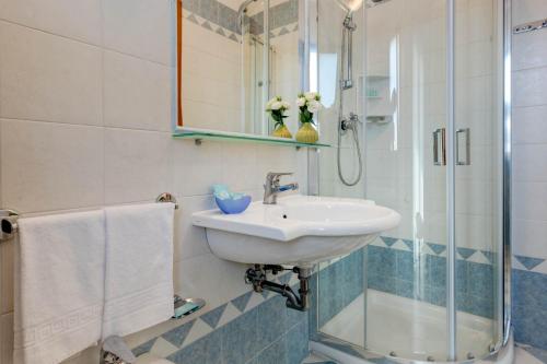 Hotel Garni San Carlo - image 5
