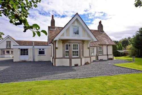 The Farmhouse, , Borders