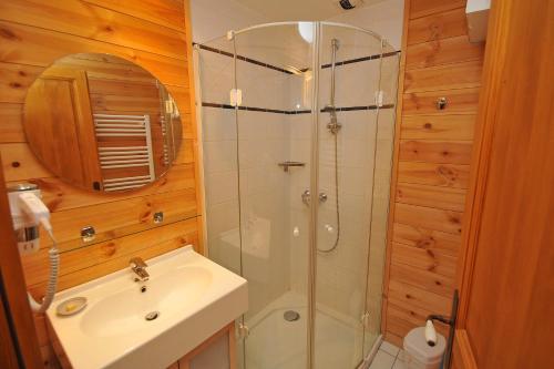 Res des Alpes n 11 - Large apartment 10-12 pers in the center of La Gra - image 4