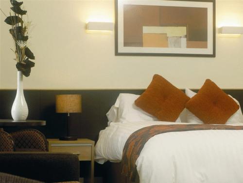 Strangford Arms Hotel - image 7