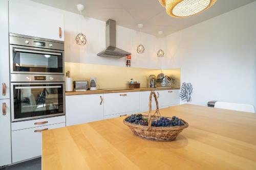 ห้องครัว, Madeira Surf Camp in มาเดรา ไอซ์แลนด์