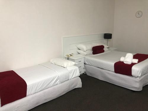 Parkside Inn Motel Room Type - Twin Room