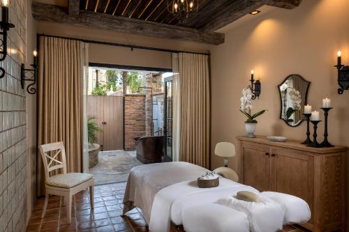Westlake Village Inn - 마사지