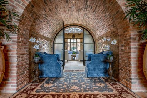 Gyógyfürdő, Westlake Village Inn in Westlake Village