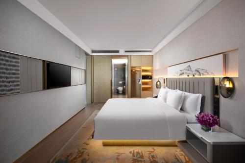 269619742 Crowne Plaza Fuzhou South by IHG