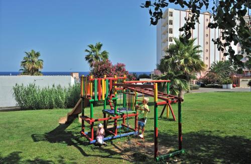 Globales America - image 11
