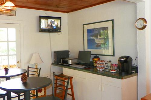 Island Breeze Inn - Venice - 식음료(F&B)
