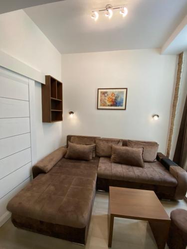 Apartmani Diksi 2 CENTAR - image 7