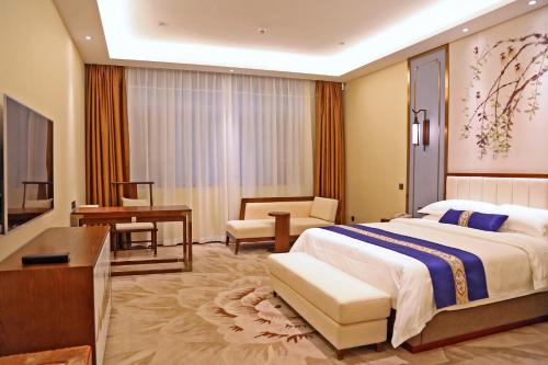 room detail thumbnail 2