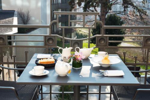 Royal Savoy Hotel & Spa - image 12