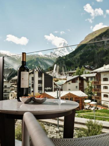 Hotel National Zermatt - image 3