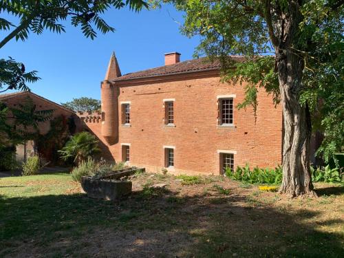 Manoir du Bouyssou - Chambre d'hôtes - Cintegabelle