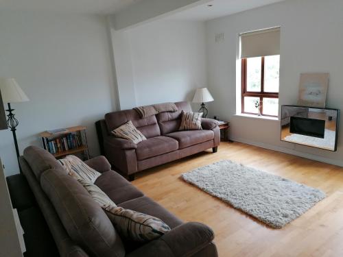 Facilities, 4 Clifden Court in Clifden