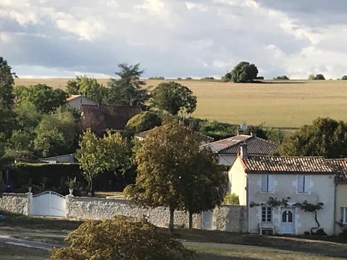 La Maison de Josephine - Location saisonnière - Montignac-Charente