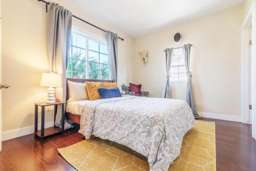 Beautifully decorated Leimert Park home close to USC and LAX in Los Angeles, USA