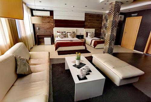 Hotel Acktion - image 5