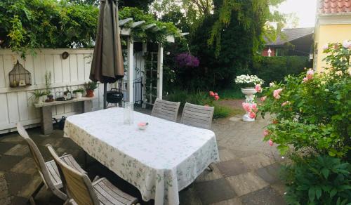 設施, Solhaga Kullahalvön (Solhaga Kullahalvon) in 約斯托普