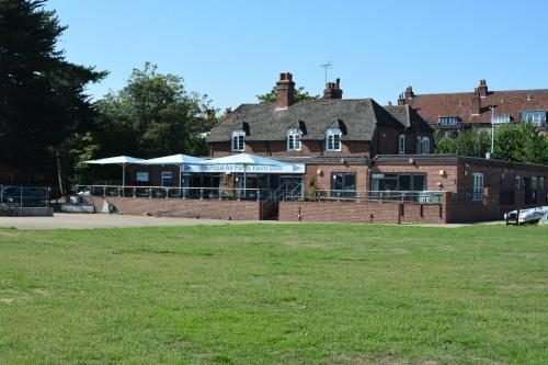 Riverside House - Hotel - Hamble