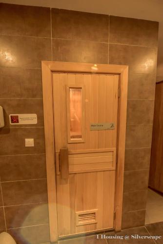 Ken Home Silverscape Block A 5pax No Wifi Ken Home Silverscape Block A 5pax No Wifi