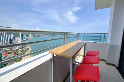 Ocean Sun Apartment Hon Chong Nha Trang 