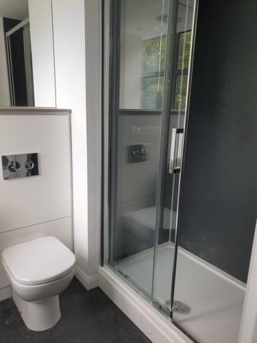 Bathroom, The Spires Serviced Apartments Cardiff in Cardiff