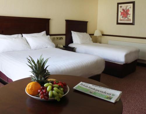 Seven Oaks Hotel - image 2