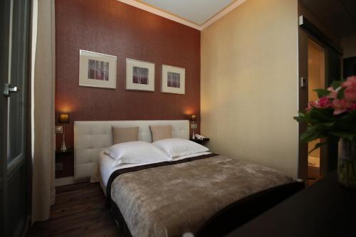 Hotel des Arceaux - image 14