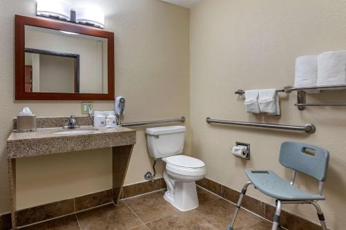 Comfort Suites Near Baylor University