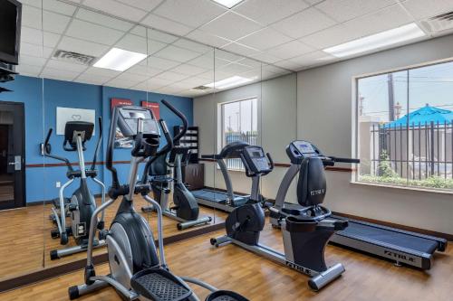 Comfort Suites Waco Near University Area