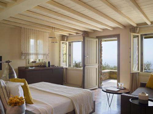 Iekārtas, Aeolis Tinos Suites in Tinos
