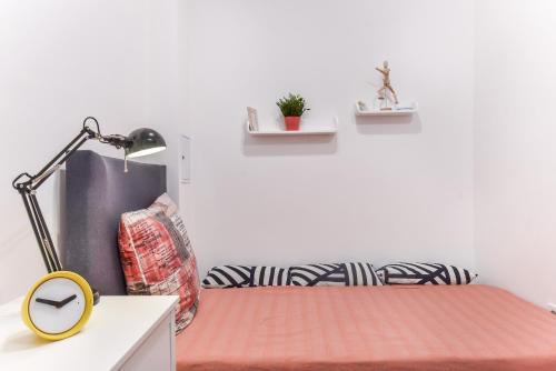 Cosy & renovated 2BD flat near Vitoshka by Flat Mаnager, Sofia (Foto 10)