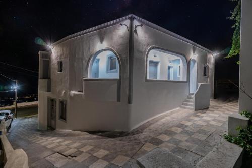 Entrada, N RENIERIS Apartments in Santorini