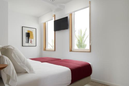 Jai Alai 54 by FeelFree Rentals