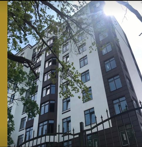 Design premium apartment close territory Стильная квартира с дизайнерским ремонтом посуточно Петропавловская Борщаговка Пражский Квартал Аметист Львовский квартал - image 10