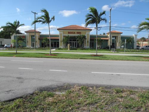 Entrance, Boca Inn in Boca Raton Beach Front