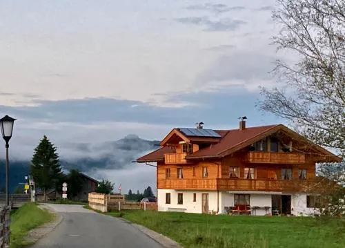 Ferienwohnungen Am Kranzbach FeWo1 in Krün, Deutschland