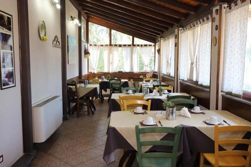 Hotel Alle Pendici - image 14