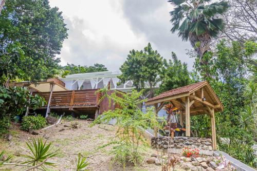 Vista, GREEN HOUSE in Deshaies