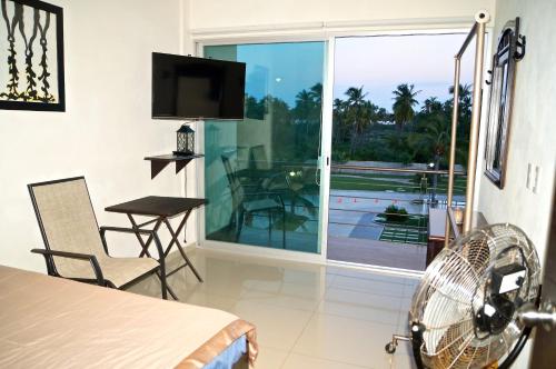 Penthouse con Jacuzzi en Acapulco Diamante in La Poza